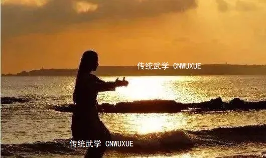 站樁:拉著站是關鍵 站樁:拉著站是關鍵