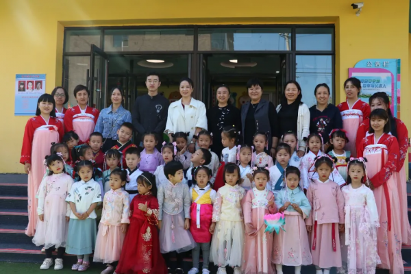 朝實校區舉辦“彩雲追月，情滿中秋”沉浸式體驗教育活動