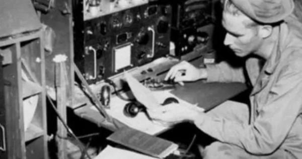 偷聽我軍通訊，外國漢語專家30天過後彙報上級：他們不說中國話