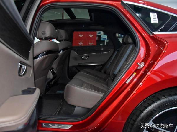 純電續航達到605km,舒適定位,龍鱗前臉,實拍漢 純電續航達到605km,舒適定位,龍鱗前臉,實拍漢