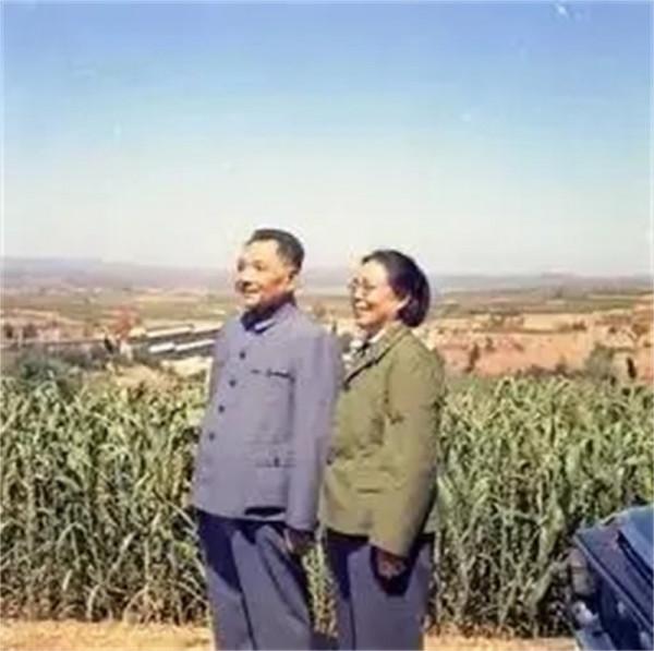 鄧小平與繼母夏伯根：相差僅5歲，相守半世紀，母子情深感動世人