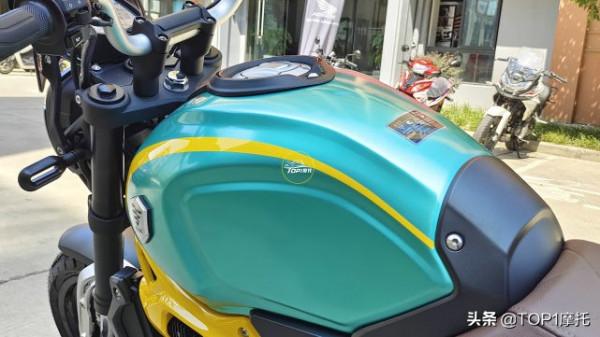 無極300AC攀爬版到店實拍 更適合跑爛路的復古摩托 無極300AC攀爬版到店實拍 更適合跑爛路的復古摩托