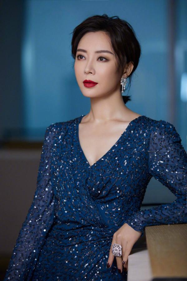 長相“端方”的女演員,我只服這4位!這氣質90後小花根本比不了 長相“端方”的女演員,我只服這4位!這氣質90後小花根本比不了