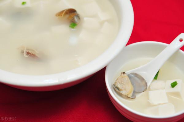 冬天喝湯能大補？醫生提醒：小心身體受不了