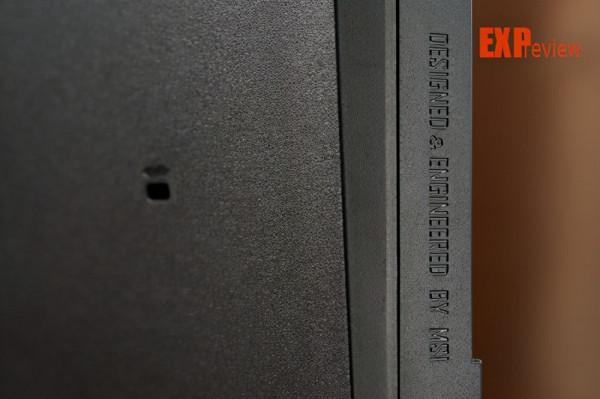 微星Summit MS321UP顯示器評測：高雅辦公之選