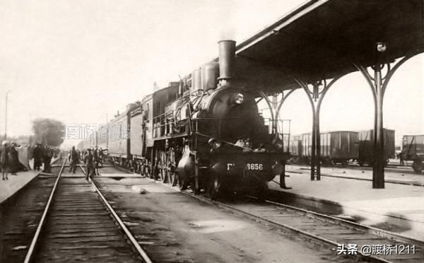 哈爾濱火車站，百張歷史老照片，四代站舍更替，你不一定見過
