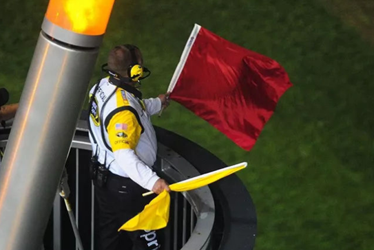 地表最快的救護車|賽場上的醫療車與安全車 地表最快的救護車|賽場上的醫療車與安全車