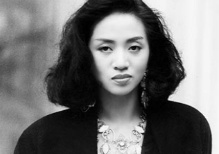 7位被家人“吸血”的明星，別人的父母是天使，他們的是吸血鬼