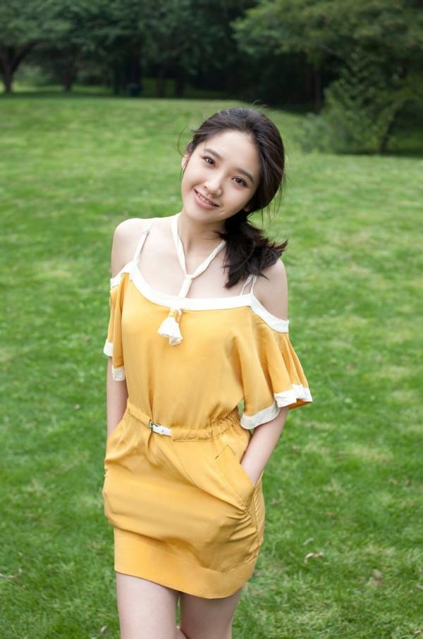 演員唐藝昕美圖欣賞 演員唐藝昕美圖欣賞