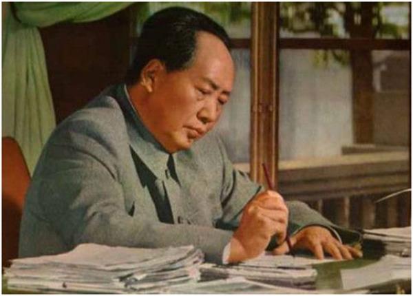 1945年重慶談判，蔣介石讓毛主席擔任省長，主席聽後什麼反應？