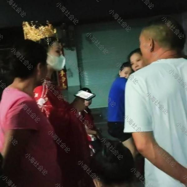 疑因男子逃婚,新娘上演千里追夫,從江西追到廣東討說法 疑因男子逃婚,新娘上演千里追夫,從江西追到廣東討說法