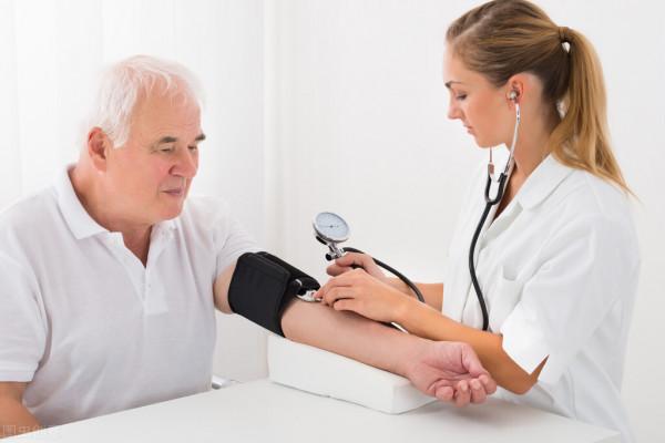 6種疾病無法根治，能控制就不錯了？醫生提醒：別被偏方騙了