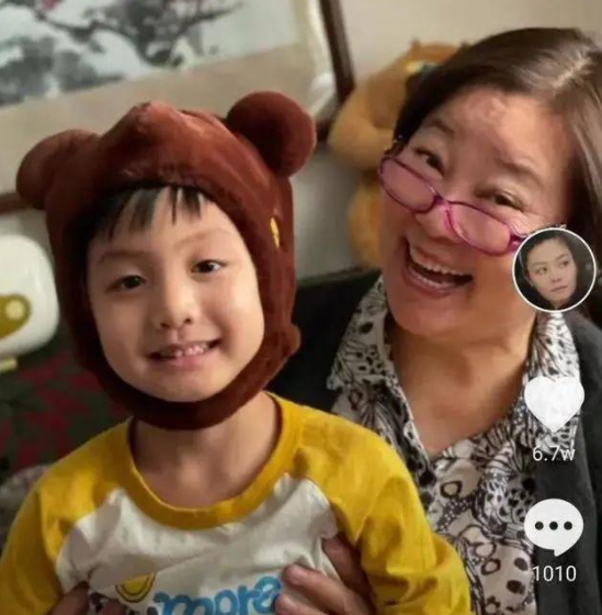 ABCD媽：哈佛畢業在家帶娃，丈夫出身財閥家庭，他們家到底多有錢