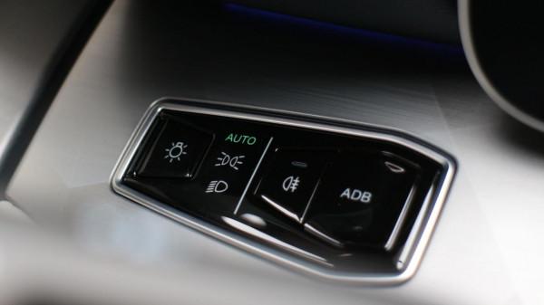 體驗 | 阿爾法S，極狐品牌下的麥格納硬核