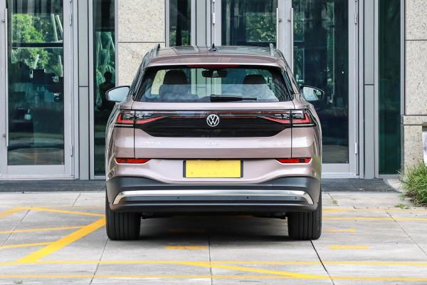 大眾拿出&quot;硬菜&quot;，軸距2965mm，6/7座任選，不到24萬起，大眾ID6.X