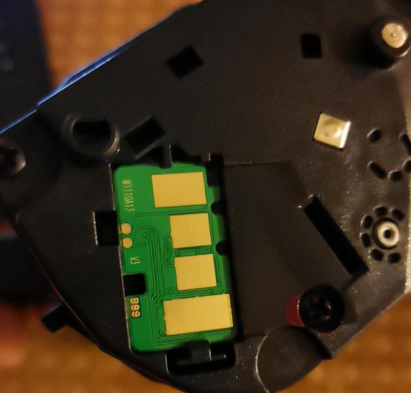 硒鼓晶片接觸不良處理方法說明(110A等型號) 硒鼓晶片接觸不良處理方法說明(110A等型號)