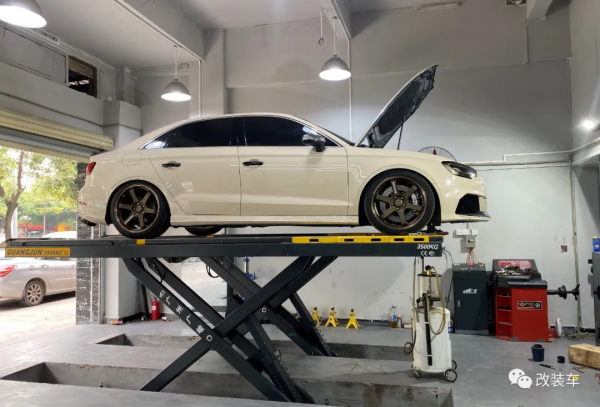 4套輪轂4次改色的奧迪A3，折騰久了還是自己開車房更方便