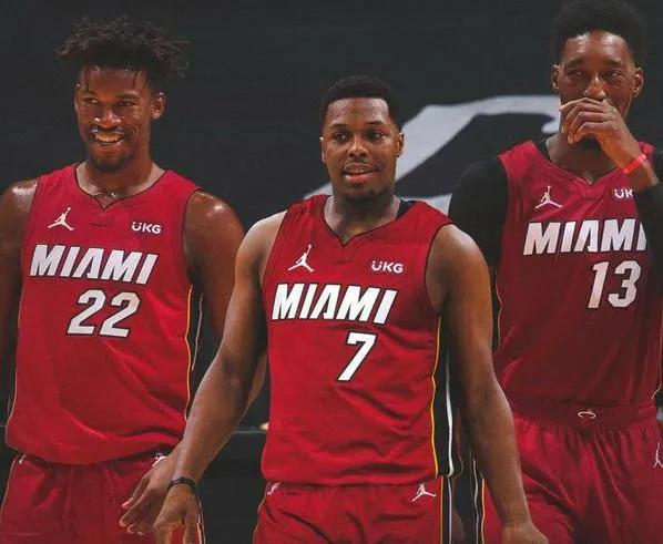 10.9NBA快報勇士送湖人三連敗,字母哥哥惡犯,掘金造加時準絕殺 10.9NBA快報勇士送湖人三連敗,字母哥哥惡犯,掘金造加時準絕殺