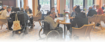 養老服務，各國探索新方式