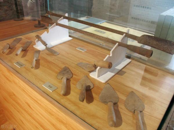 先進的勘探儀不如一把洛陽鏟,下墓考古必備,洛陽鏟為何如此厲害 先進的勘探儀不如一把洛陽鏟,下墓考古必備,洛陽鏟為何如此厲害