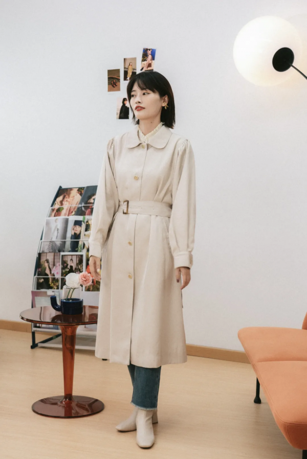 現在的品牌怎麼回事,這衣服也能賣2千? 現在的品牌怎麼回事,這衣服也能賣2千?