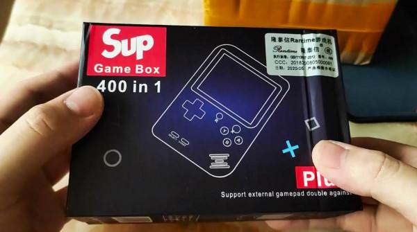 體驗一款國產400合1掌機,古董式設計很好用,經典遊戲回來了 體驗一款國產400合1掌機,古董式設計很好用,經典遊戲回來了