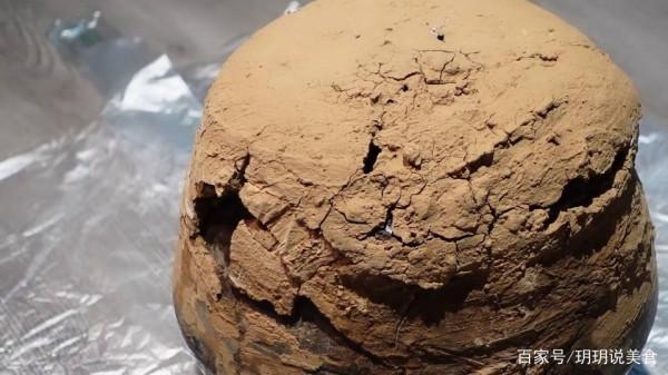 山東大叔做罈子美食,全國僅此一家,一天限量200個,不預約沒有 山東大叔做罈子美食,全國僅此一家,一天限量200個,不預約沒有