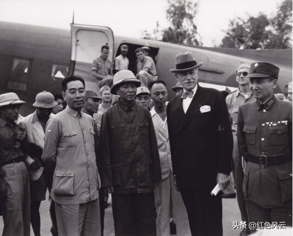 重慶談判期間，蔣介石提出讓毛主席做省長，主席反問：哪個省？