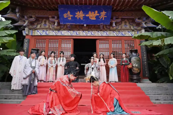 全球首家4A級景區內部百人實景沉浸式互動劇場，協會粉絲福利專場