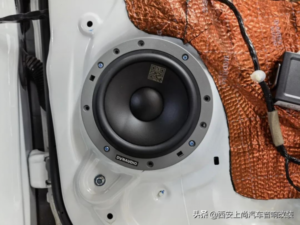 讓聆聽變成一種美的享受，本田艾力紳無損升級丹麥丹拿232音響