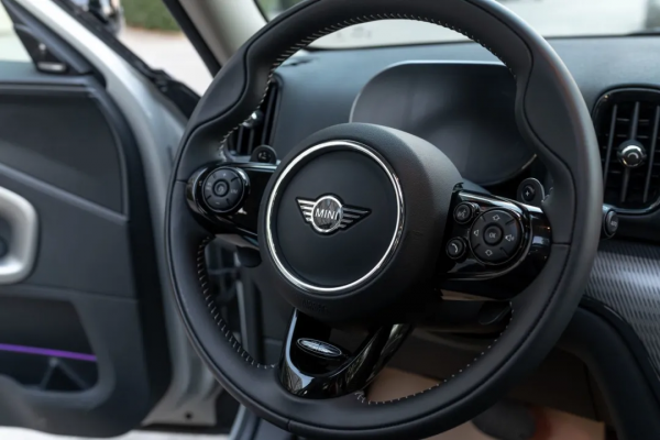 苦等新車遙遙無期，轉投二手收穫準新COUNTRYMAN