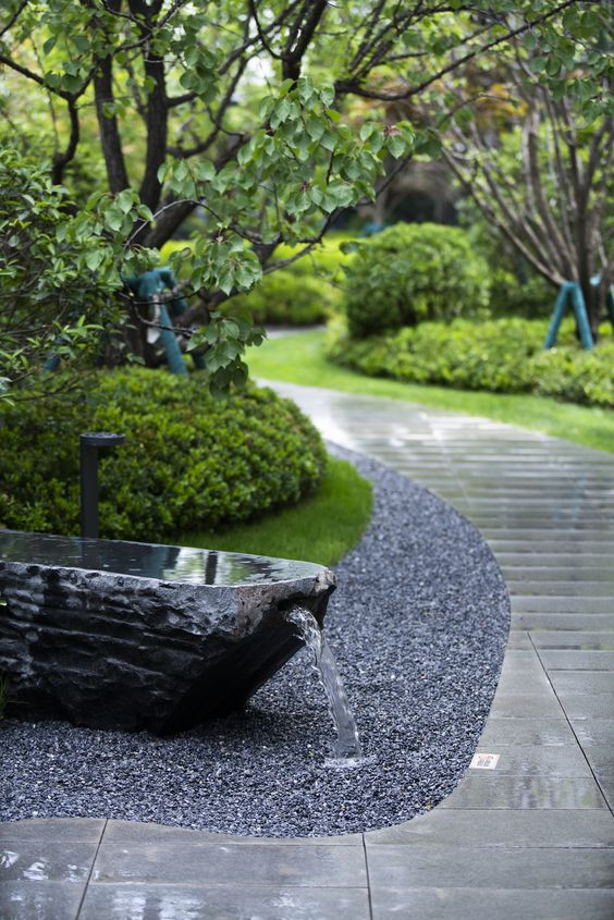 想要有個美翻的院子沒那麼簡單,光地面就有這麼多鋪法,講究頗多 想要有個美翻的院子沒那麼簡單,光地面就有這麼多鋪法,講究頗多