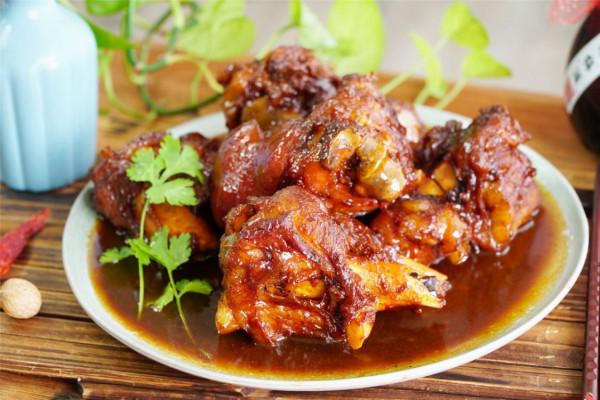 黑龍江、吉林、遼寧有啥“硬菜”？10道東北菜開眼界了，真解饞啊