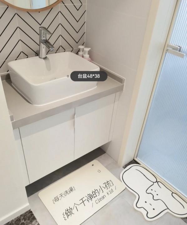 不跟風追求“假精緻”，只花不到18w，我把小家裝得舒適簡單