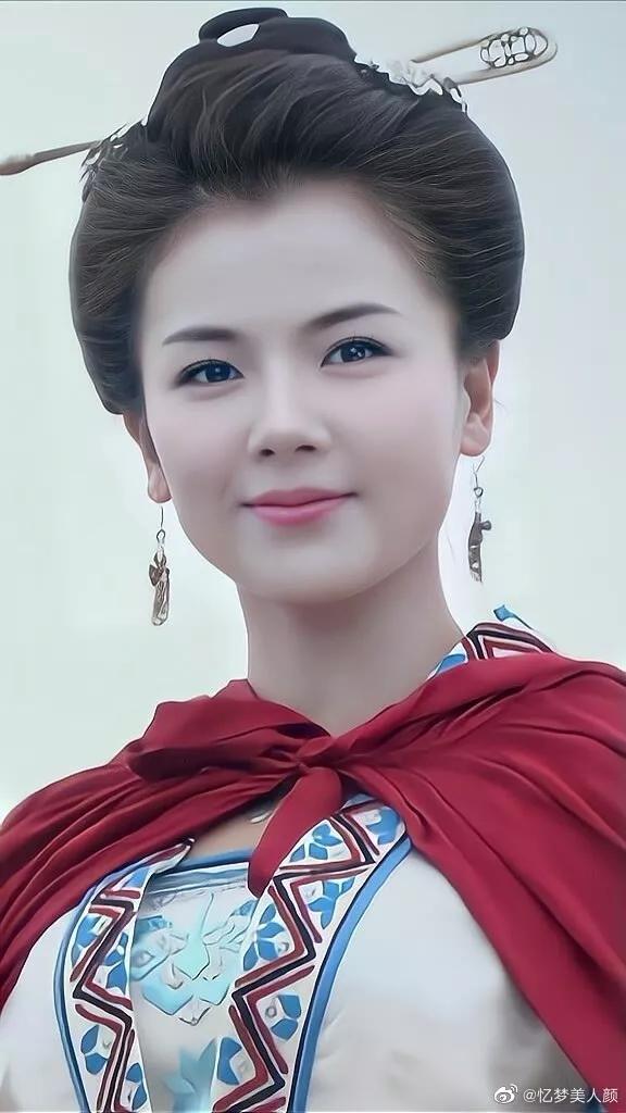 劉濤古裝桌布 劉濤古裝桌布