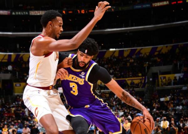 轟23+6+3打爆湖人內線!探花不懼濃眉成騎士輸球安慰,火箭扎心了 轟23+6+3打爆湖人內線!探花不懼濃眉成騎士輸球安慰,火箭扎心了