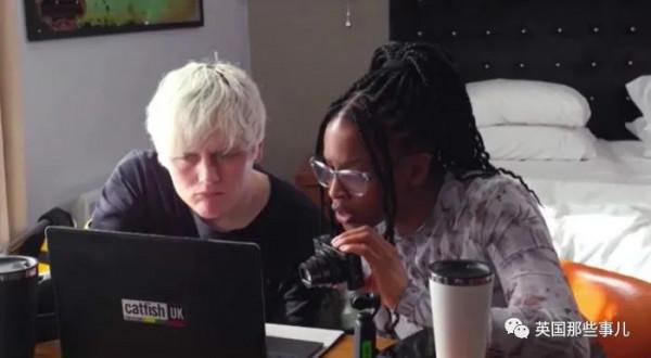 她和神秘男子網戀一年對方就是不接影片,以為是詐騙,結果是個真王子 她和神秘男子網戀一年對方就是不接影片,以為是詐騙,結果是個真王子