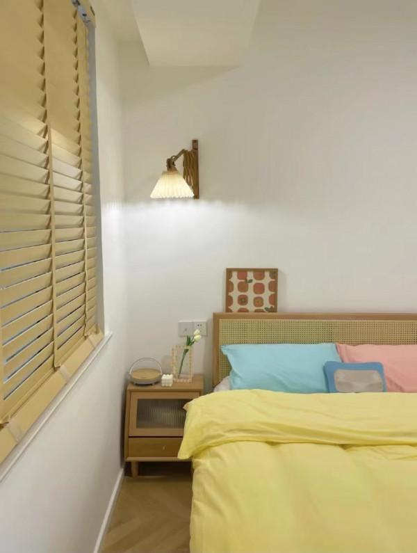 女主因家裡佈置而走紅網路，全屋簡單又高階，一點都不將就