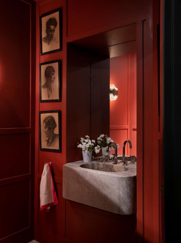 Charles Zana以不拘一格的勇氣，翻新巴黎的18世紀聯排別墅