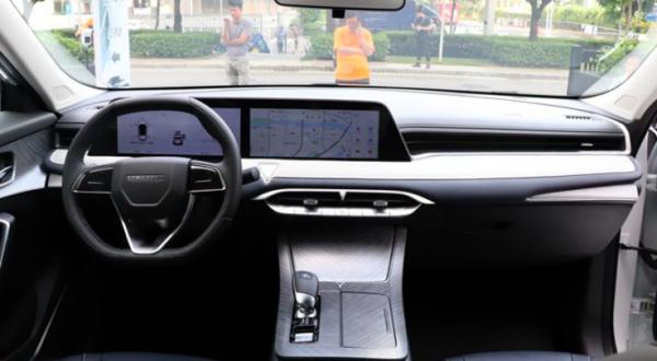 實拍啟辰大V，一體式雙聯屏配1.5T引擎，瞄準哈弗初戀和傳祺GS4