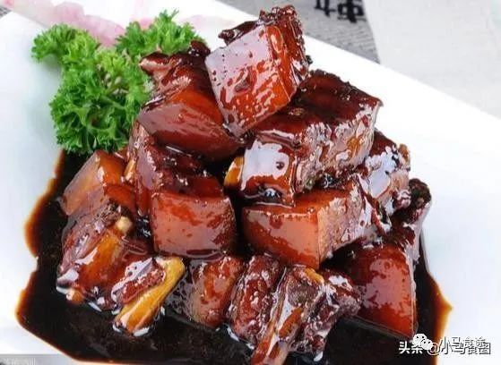 10款豬肉特色菜品，做法精簡，肉味香濃，大家特別愛吃這一類菜