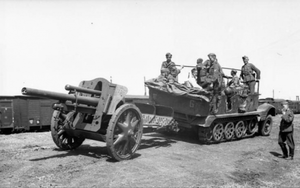 1944年德國兩線火炮資料分析&mdash;&mdash;希特勒的&OpenCurlyDoubleQuote;強化許諾&rdquo;政策的破產