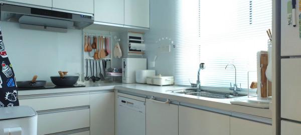 漫畫師的家,90㎡職住一體,藏著四千多本漫畫書和兩千多個手辦 漫畫師的家,90㎡職住一體,藏著四千多本漫畫書和兩千多個手辦