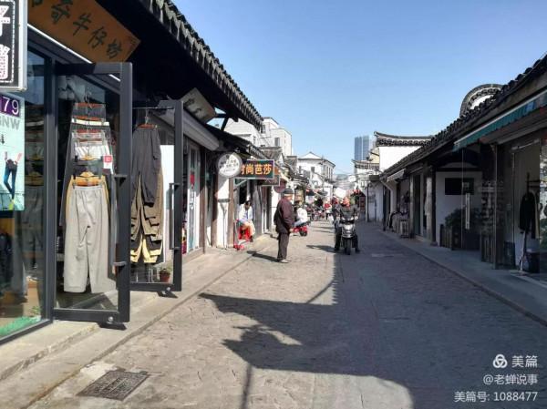 行走在高橋老街