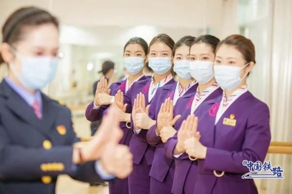 看餓了！這趟高鐵列車上的美食全國獨有