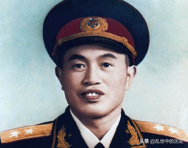 180師被困鷹峰，多次遇敵受阻，團長：不再分散突圍