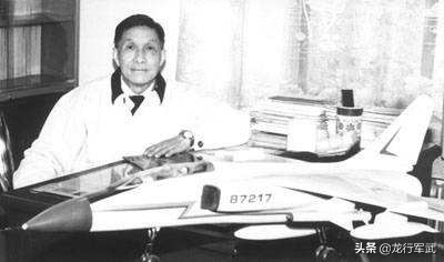 飛豹越改進越向上，不僅幫助海軍現代化提高20年，還贏得空軍青睞