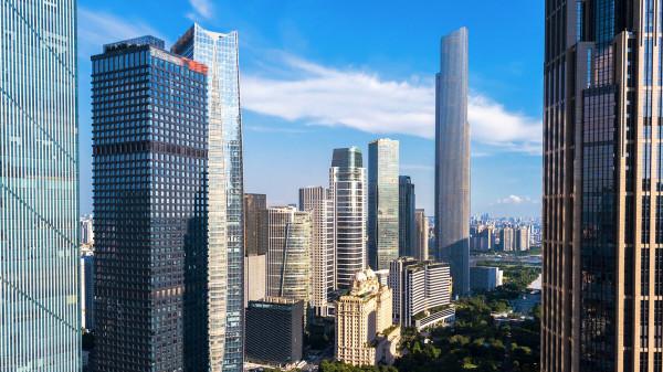 現在是不是適合買房？為什麼？