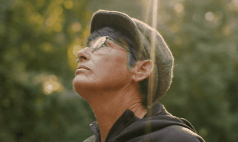 64歲姑娘賣房去流浪，把全世界裝進僅8㎡家：希望我老了能這麼酷