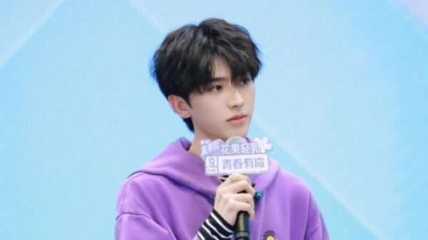 蔡徐坤青春有你PD形象 蔡徐坤青春有你PD形象